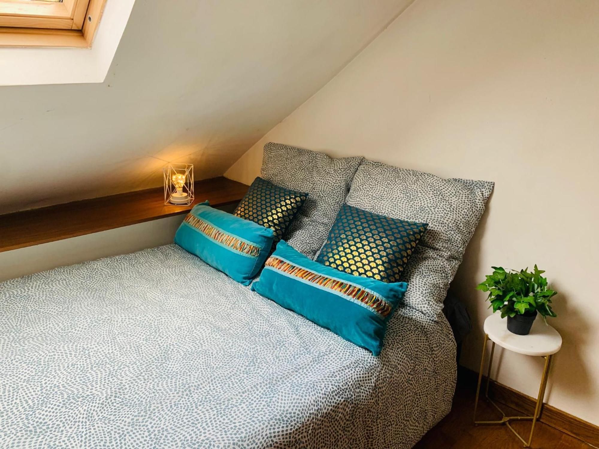 Cosy Studio Design With Modern Bathroom Vaureal Eksteriør billede